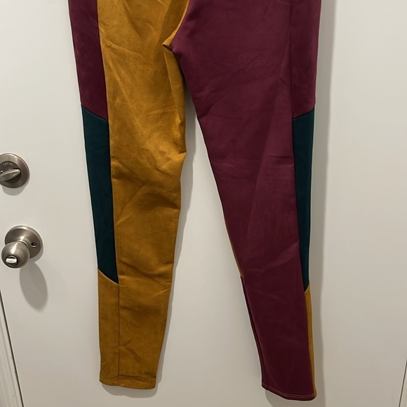 2 piece pants set Suede Colorblock set AWOO Size Large - Picture 9 of 9